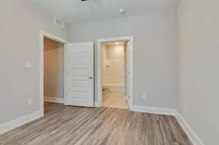 115 W Jones, Krum, TX 76249 - Photo 13