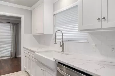 6933 Wake Forrest Drive, Dallas, TX 75214 - Photo 11