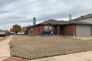 912 Mosaic Dr, Fort Worth, TX 76179 - Photo 3