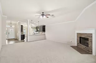 612 Ravenwood Dr, Saginaw, TX 76179 - Photo 9