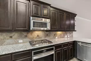 612 Ravenwood Dr, Saginaw, TX 76179 - Photo 13