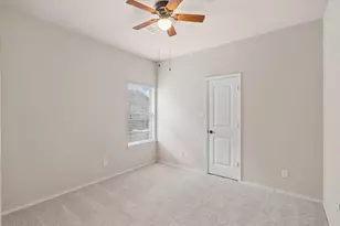 612 Ravenwood Dr, Saginaw, TX 76179 - Photo 25