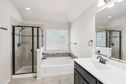 612 Ravenwood Drive, Saginaw, TX 76179 - Photo 21