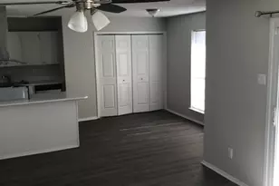 437 Meadow St, Saginaw, TX 76179 - Photo 3