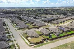 2712 Empire St, Denton, TX 76209 - Photo 3