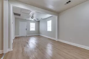 2415 Bethurum Ave, Dallas, TX 75215 - Photo 5