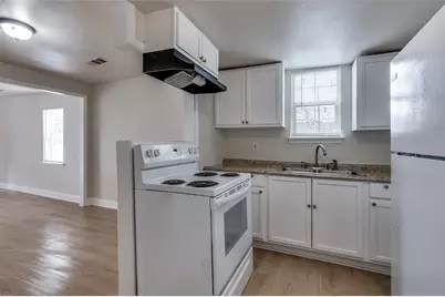 2415 Bethurum Avenue, Dallas, TX 75215 - Photo 7