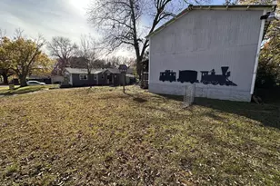 2931 S Barrett Ave, Denison, TX 75020 - Photo 17