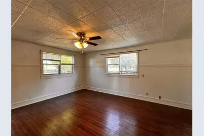 2931 S Barrett Avenue, Denison, TX 75020 - Photo 3