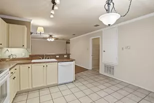 1821 Southridge Ln, Sherman, TX 75092 - Photo 11