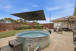 1115 Wiltshire Dr, Carrollton, TX 75007 - Photo 31