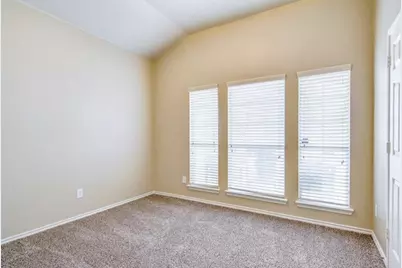 10001 Bull Run, Fort Worth, TX 76177 - Photo 9