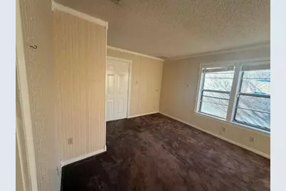 808 Flamingo Road, Granbury, TX 76049 - Photo 15