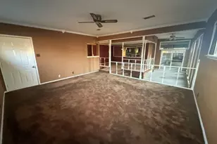 808 Flamingo Rd, Granbury, TX 76049 - Photo 9