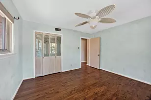 9846 Crestwick Dr, Dallas, TX 75238 - Photo 17