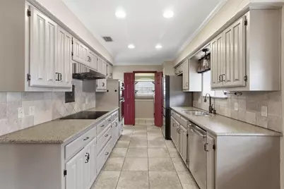 703 Lake Meadows Court, Rockwall, TX 75087 - Photo 5