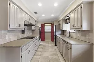 703 Lake Meadows Ct, Rockwall, TX 75087 - Photo 5