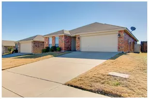9117 Nathan Dr, White Settlement, TX 76108 - Photo 3