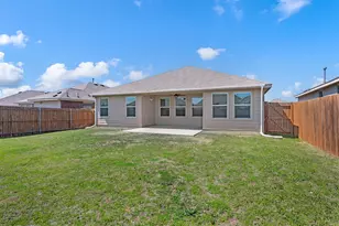813 Amberwood Ct, Fort Worth, TX 76052 - Photo 23