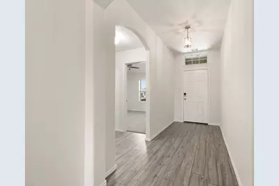 813 Amberwood Court, Fort Worth, TX 76052 - Photo 3