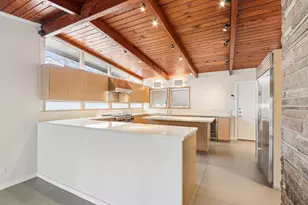 524 N Manus Dr, Dallas, TX 75224 - Photo 17