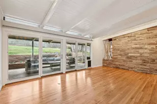 524 N Manus Dr, Dallas, TX 75224 - Photo 7