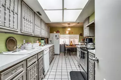 3954 Dalgreen Drive, Dallas, TX 75214 - Photo 25