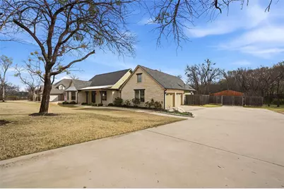 209 Ridgeview Road, Sherman, TX 75092 - Photo 3