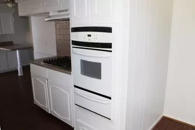 124 Oakhurst Drive, Bedford, TX 76022 - Photo 7