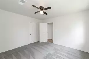 3924 Dismount St, Dallas, TX 75211 - Photo 13