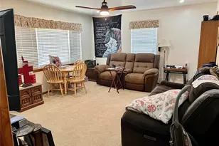 301 Sherman St, Nocona, TX 76255 - Photo 13