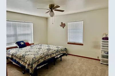 301 Sherman Street, Nocona, TX 76255 - Photo 27