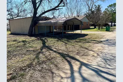 301 Sherman Street, Nocona, TX 76255 - Photo 7