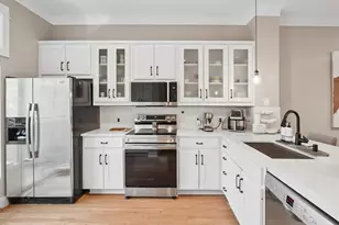 3222 Wycliff Ave, Dallas, TX 75219 - Photo 9