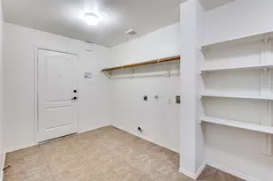 8620 Star Thistle Dr, Fort Worth, TX 76179 - Photo 11