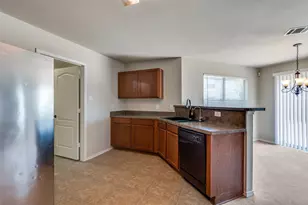 8620 Star Thistle Dr, Fort Worth, TX 76179 - Photo 9