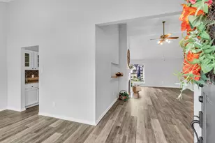 4604 Lindberg Dr, Arlington, TX 76016 - Photo 5