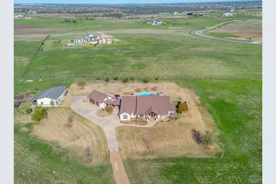 12102 E Rocky Creek Road, Crowley, TX 76036 - Photo 5