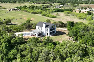 215 Lori Dr, Mineral Wells, TX 76067 - Photo 3