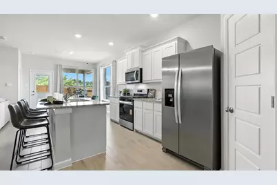 612 Harvey Street, Grandview, TX 76050 - Photo 3