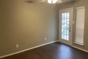 3206 S Fielder Rd, Arlington, TX 76015 - Photo 7