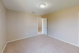 10301 Waterbury Dr, Providence Village, TX 76227 - Photo 15