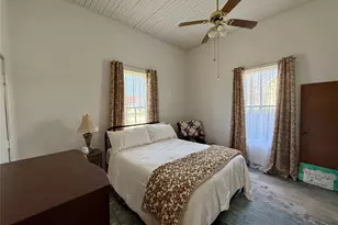 305 S Live Oak St, Hico, TX 76457 - Photo 15