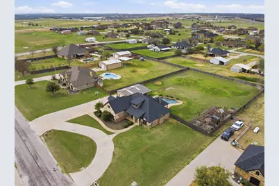 165 Canyon Drive, Decatur, TX 76234 - Photo 31