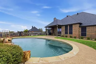 165 Canyon Dr, Decatur, TX 76234 - Photo 3