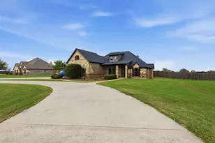 165 Canyon Dr, Decatur, TX 76234 - Photo 7