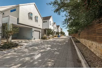 1225 Crownview Lane, Dallas, TX 75208 - Photo 1