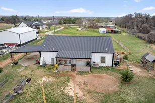 2225 J E Woody Rd, Springtown, TX 76082 - Photo 25