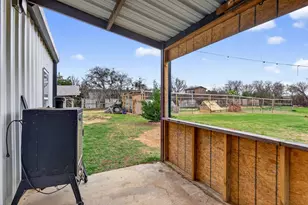 2225 J E Woody Rd, Springtown, TX 76082 - Photo 3