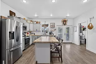 2225 J E Woody Rd, Springtown, TX 76082 - Photo 19